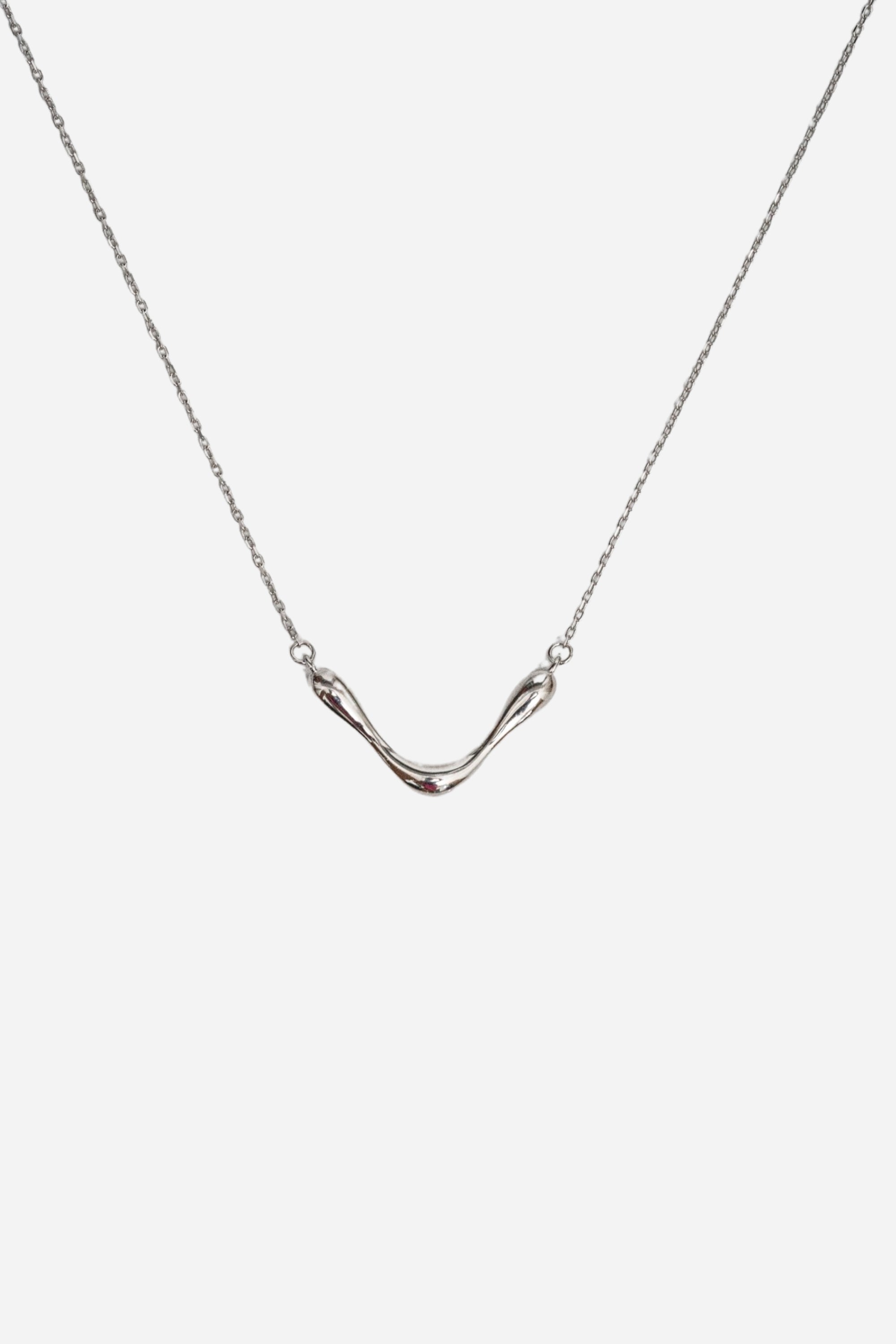 V Curve Necklace
