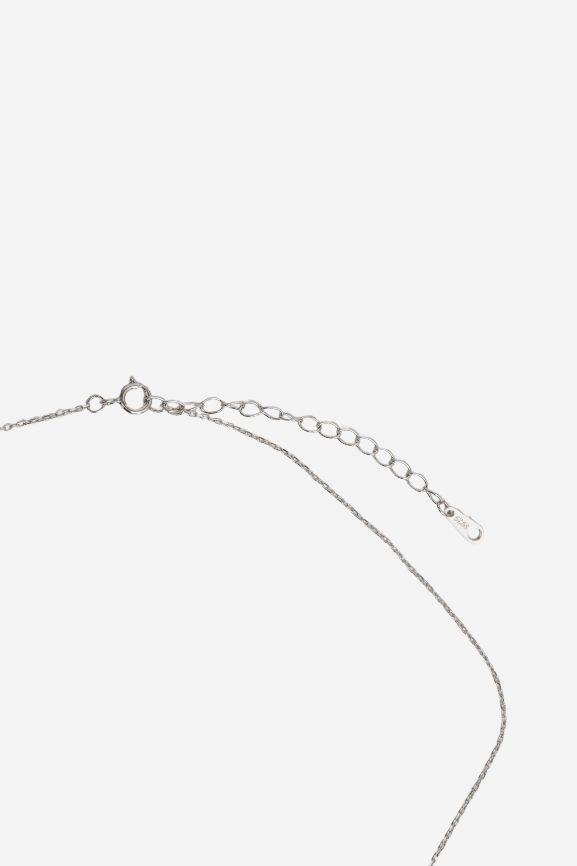 V Curve Necklace