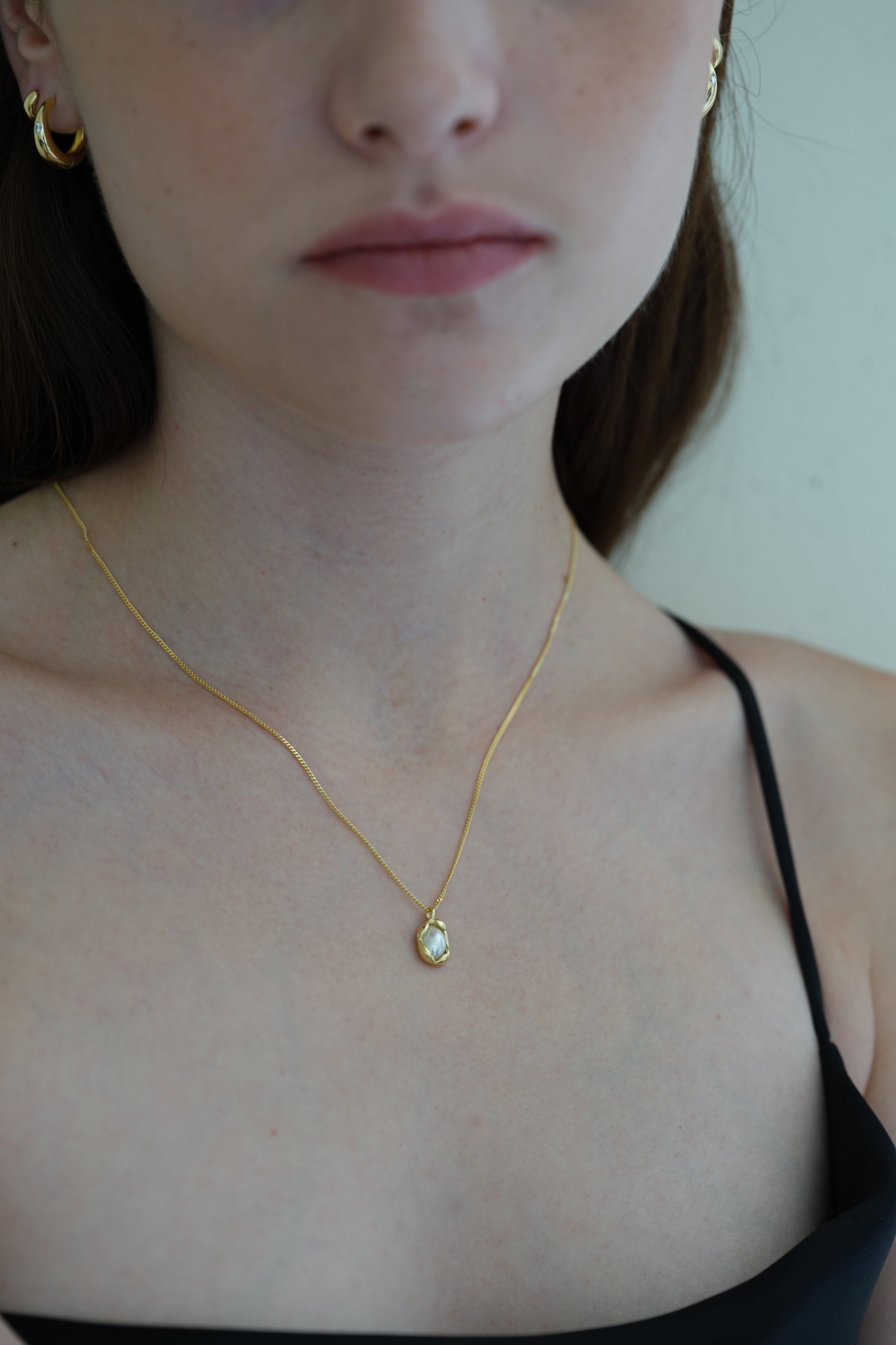 Egg Pearl Necklace | Gold