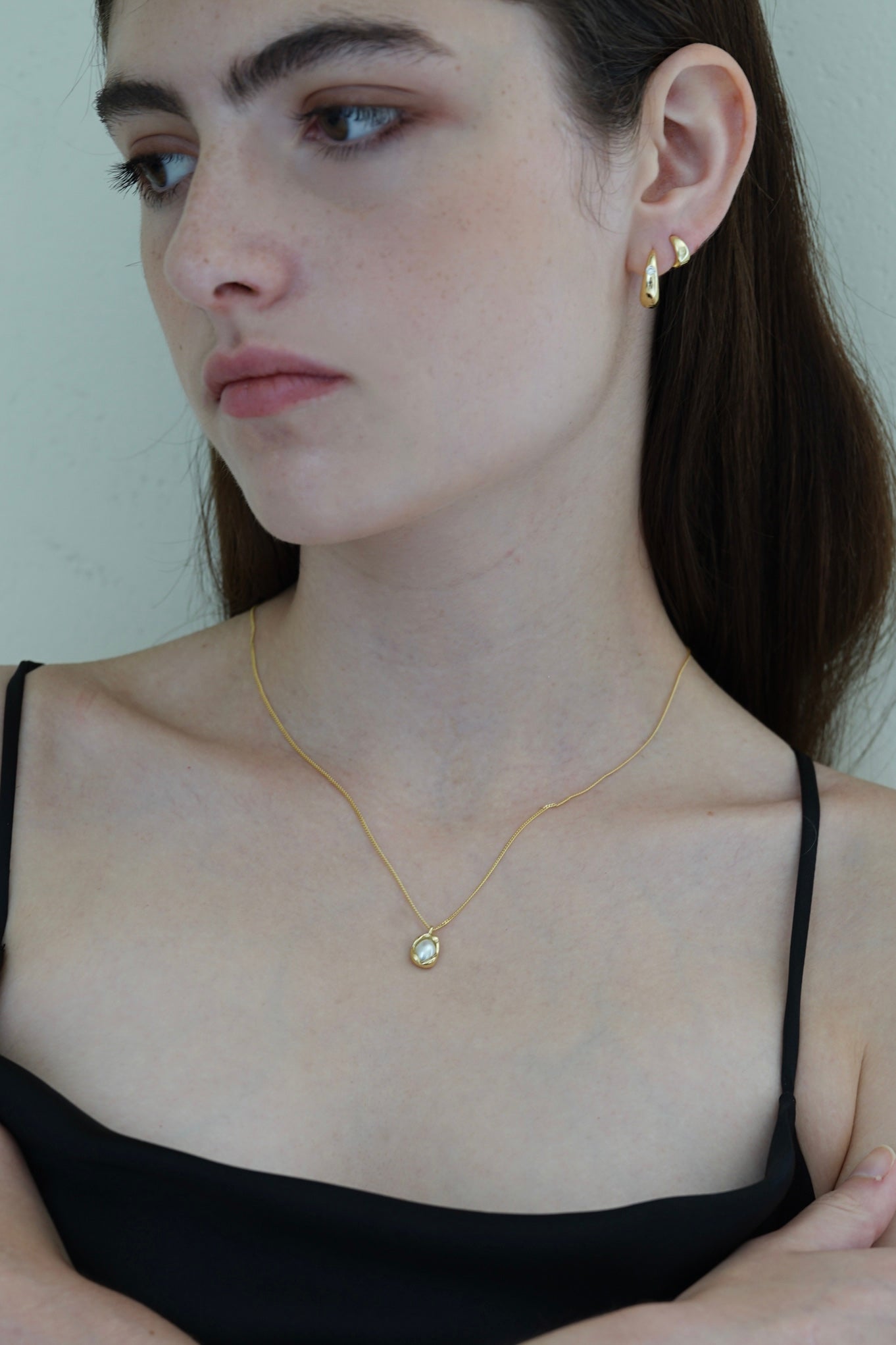 Egg Pearl Necklace | Gold