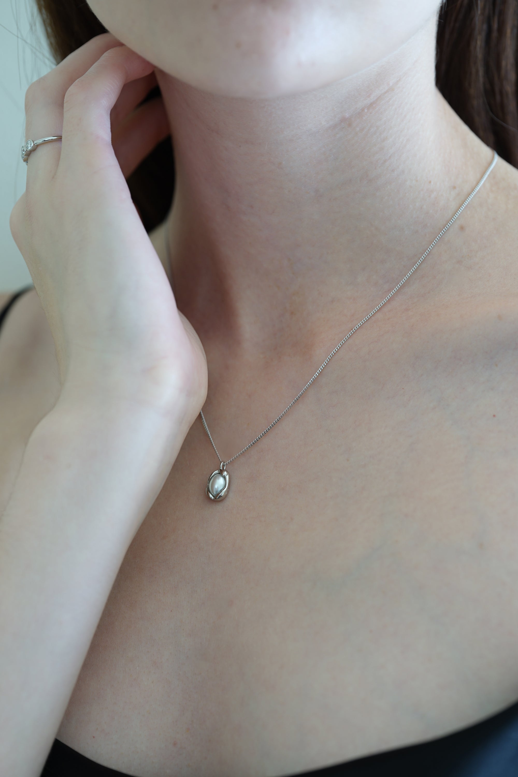 Egg Pearl Necklace | Silver