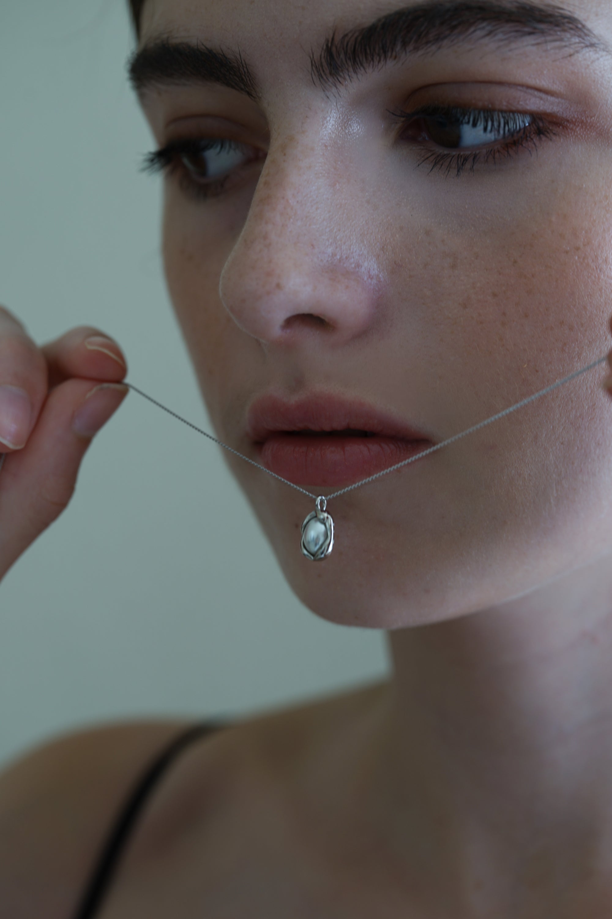 Egg Pearl Necklace | Silver