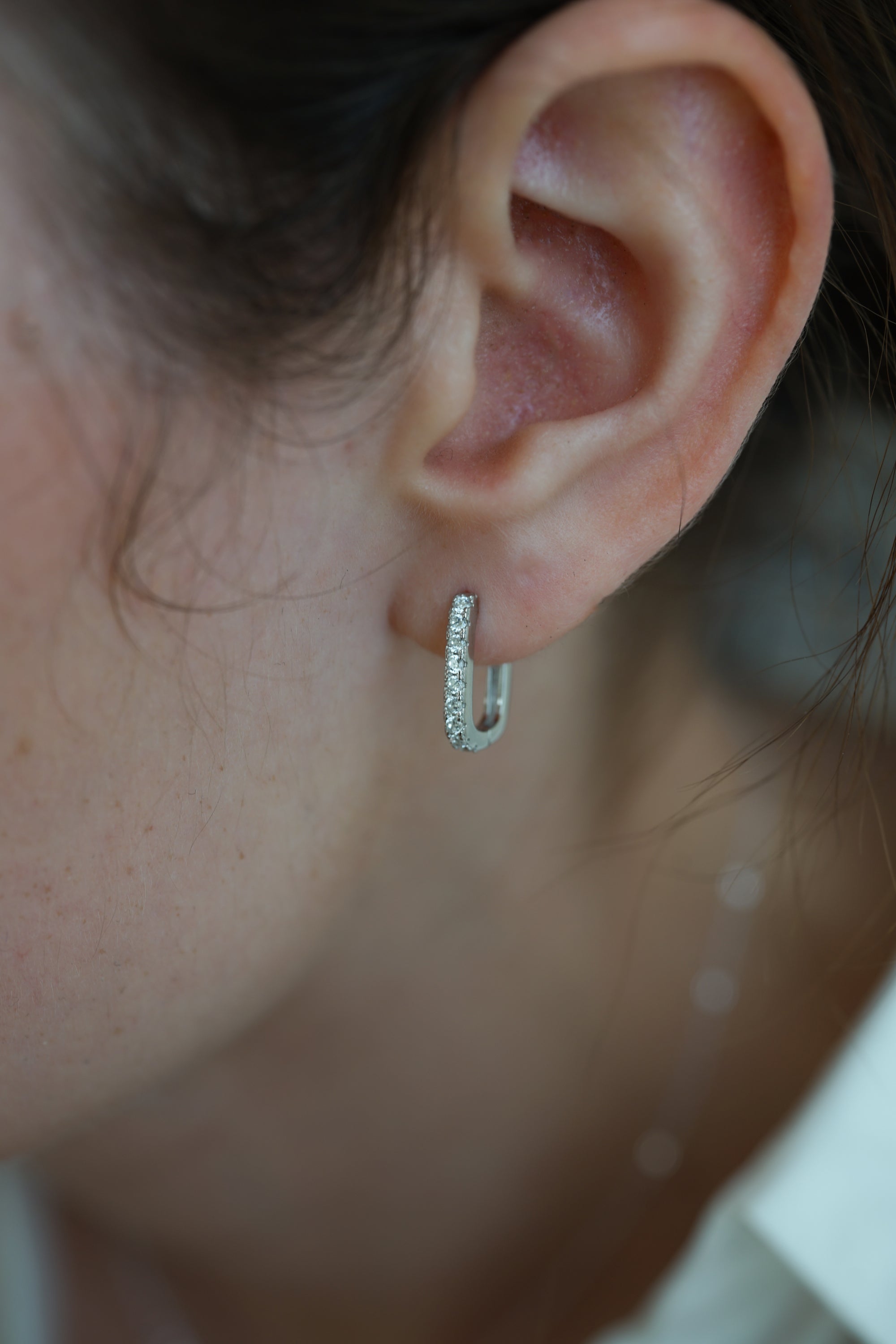 U loop Bijou Pierce | Silver