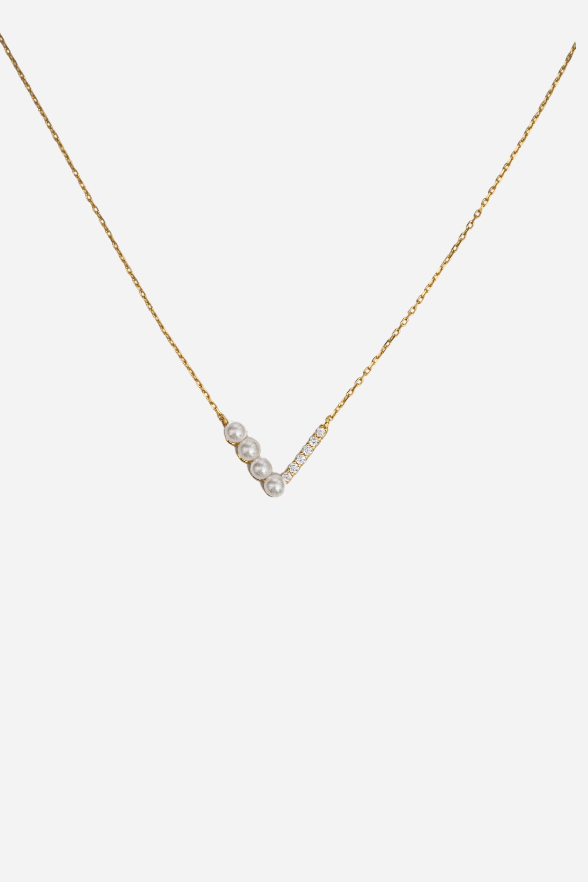 V Pearl Dia Necklace | Gold