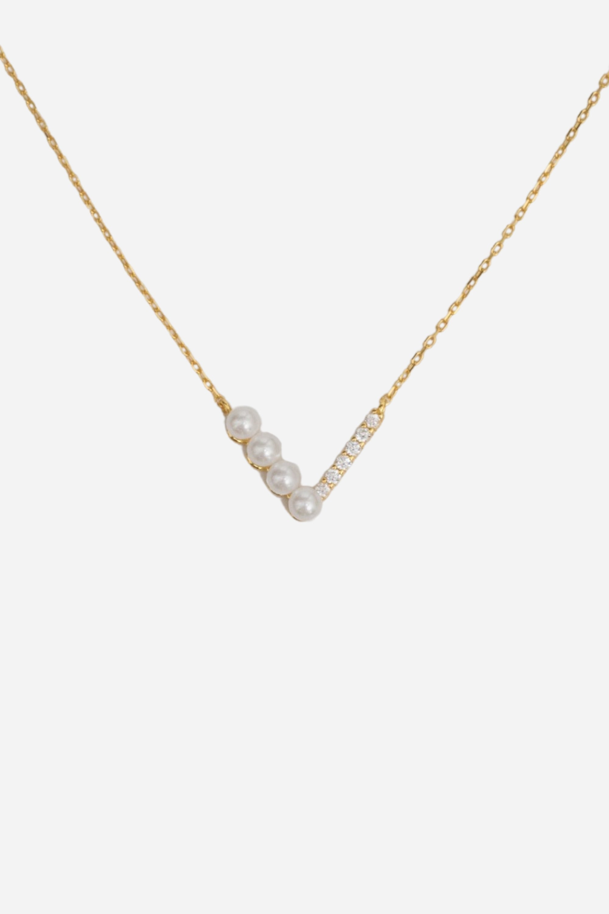 V Pearl Dia Necklace | Gold