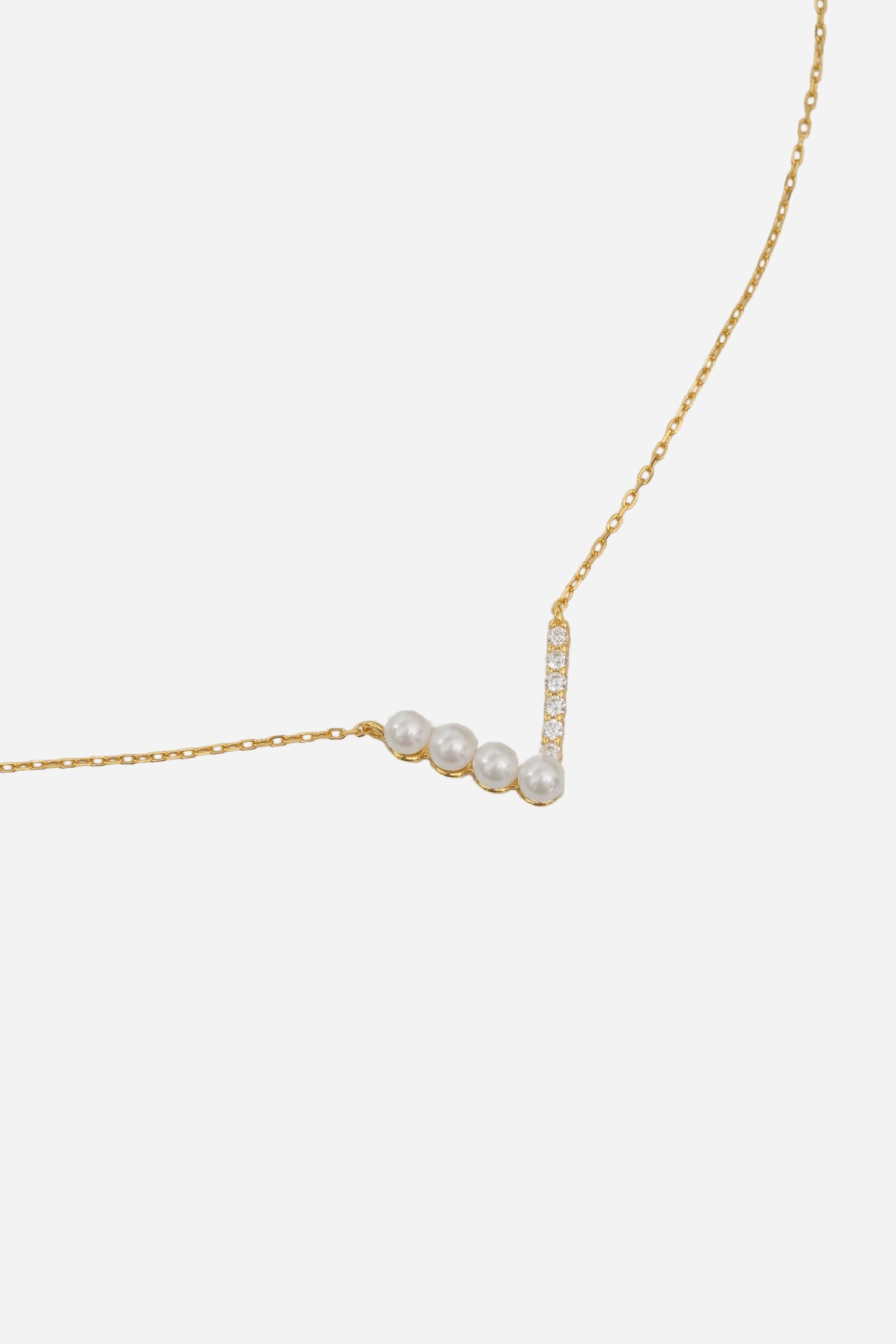 V Pearl Dia Necklace | Gold